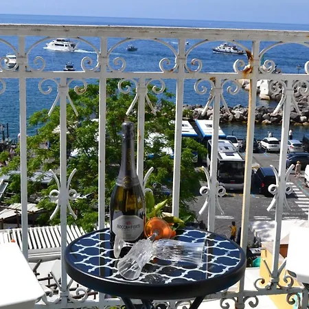 Apartment And Passion *