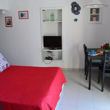 Apartment And Passion *