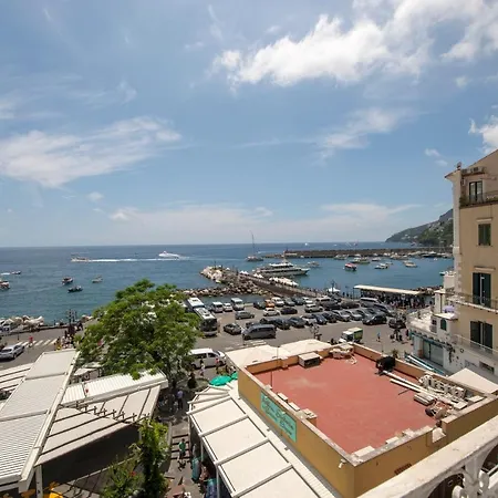 Apartman And Passion *